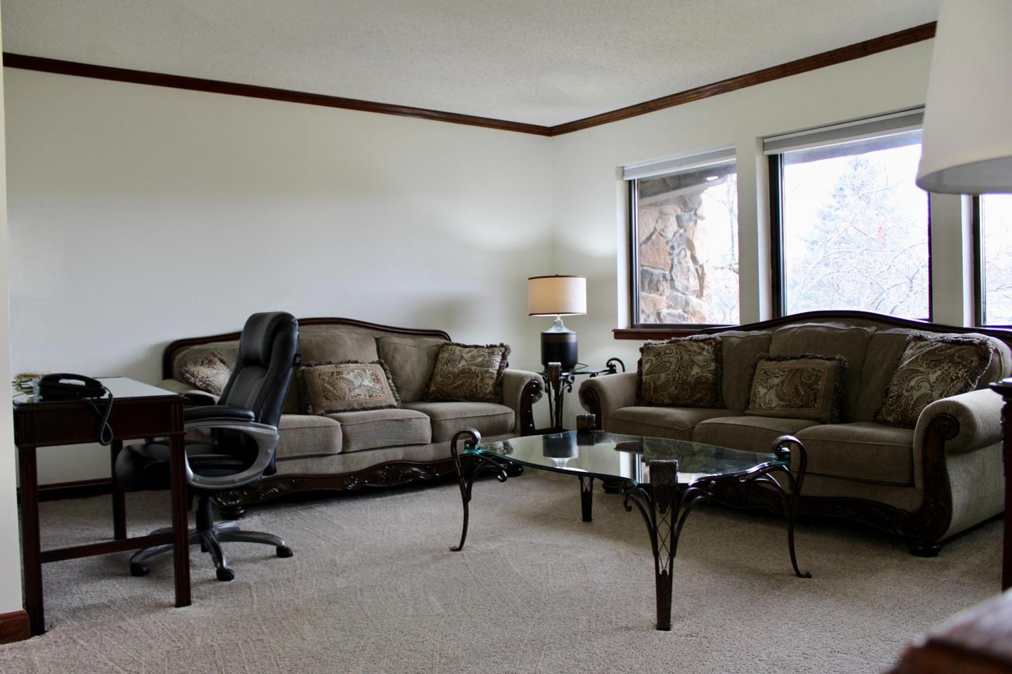 The Carlton Lodge Adrian Экстерьер фото